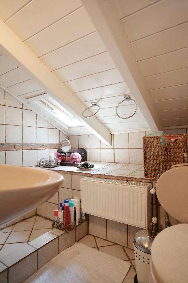 Апартаменти Cozy Attic Арахова Екстер'єр фото
